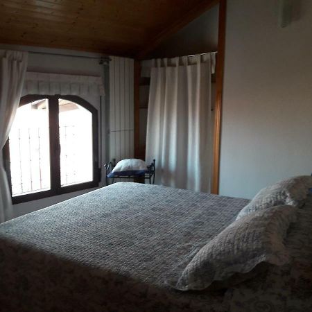 Hostal Casita Del Brezal Rascafría Exterior foto